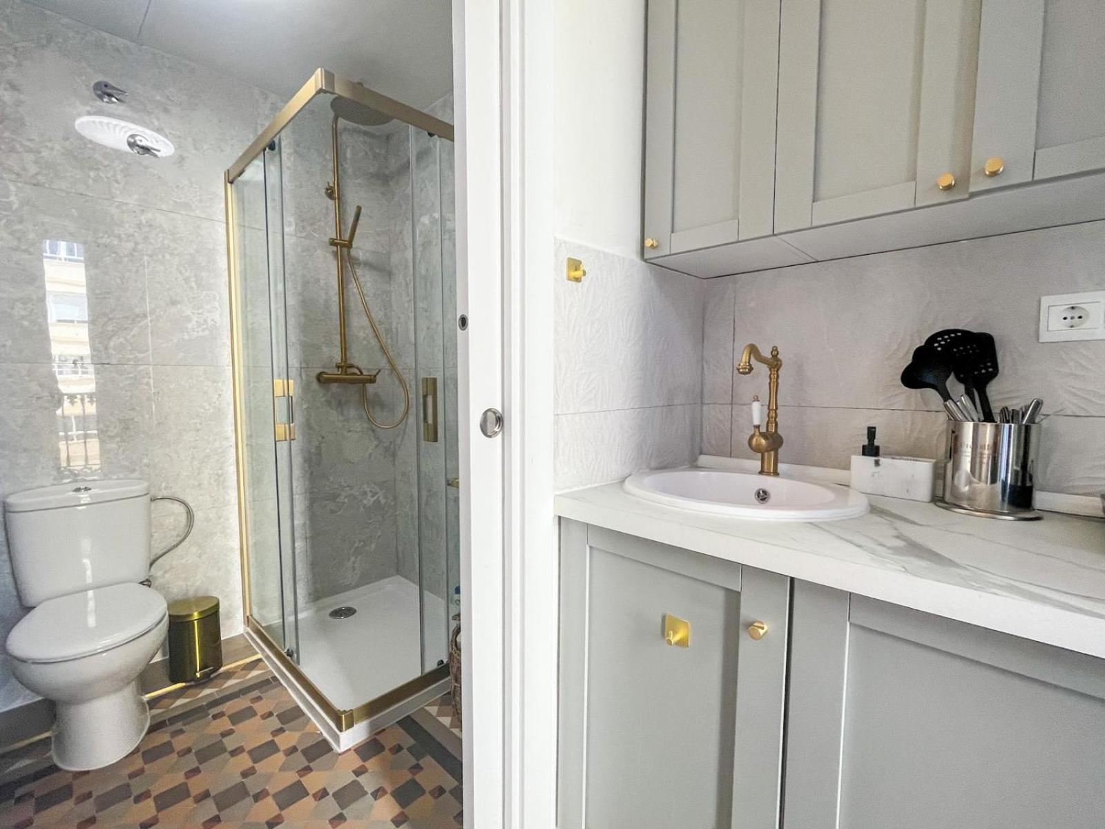 Loles De Cisneros Catedral Apartment Malaga