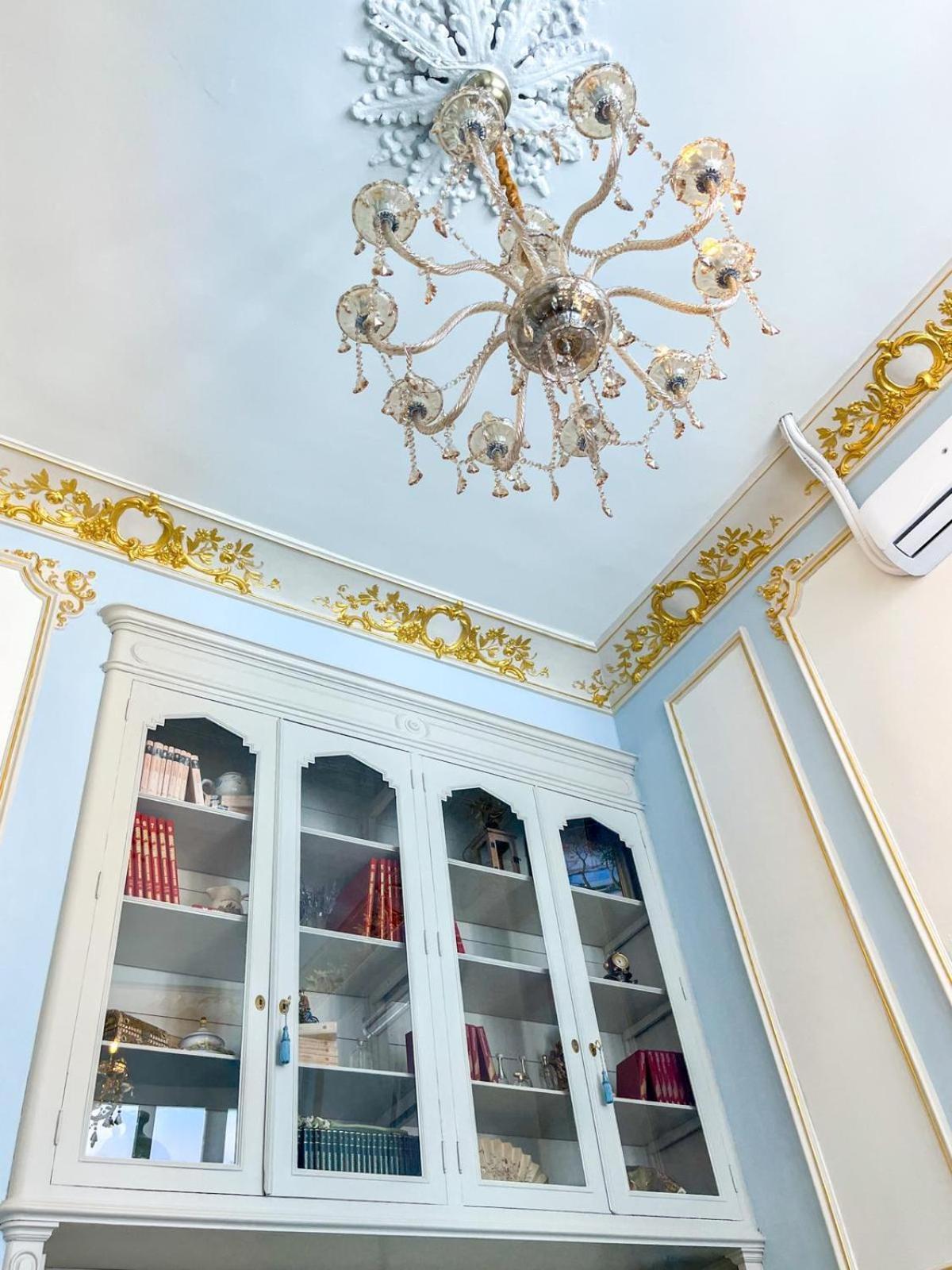Loles De Cisneros Catedral Apartment