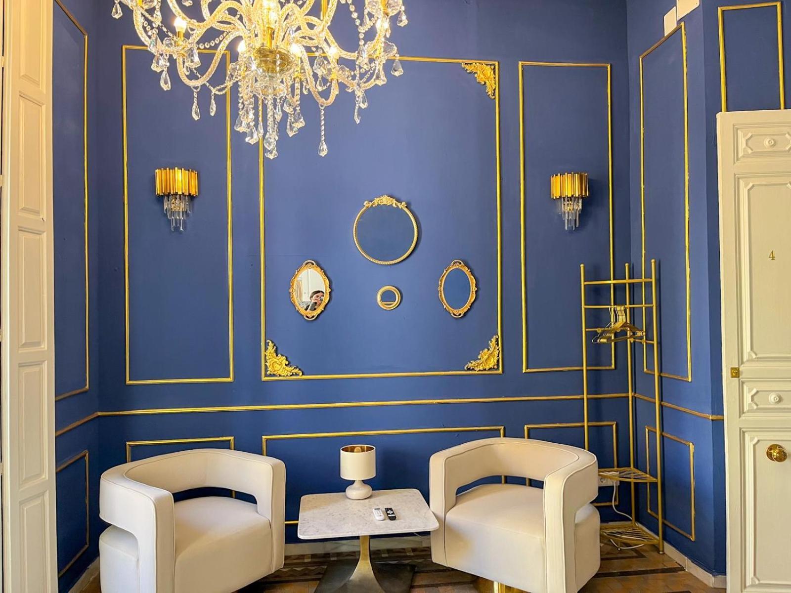 Loles De Cisneros Catedral Apartment